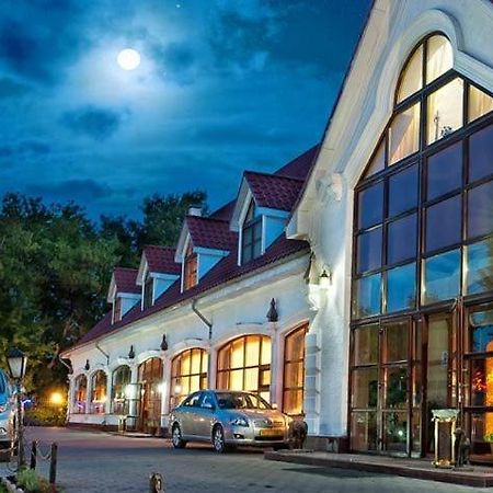Merey Hotel Karagandy Екстериор снимка