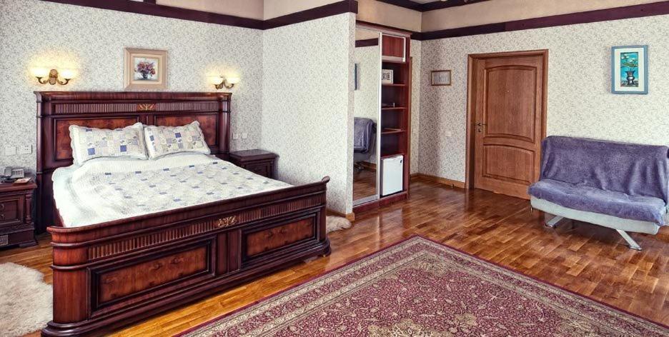 Merey Hotel Karagandy Екстериор снимка