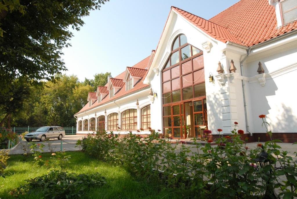 Merey Hotel Karagandy Екстериор снимка