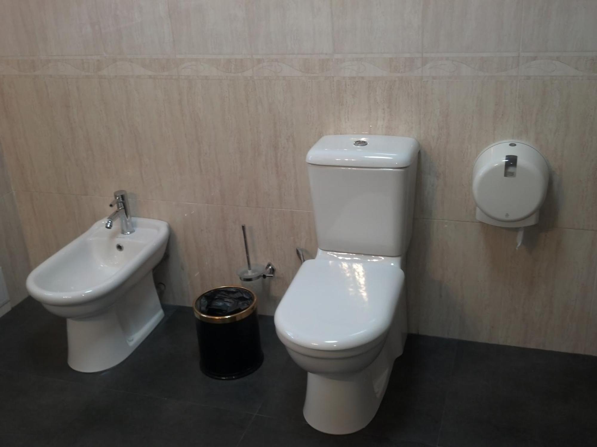 Merey Hotel Karagandy Екстериор снимка